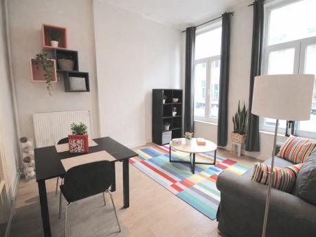 公寓 40 m² 在 Liege Botanique / rue Saint-Gilles / Jonfosse