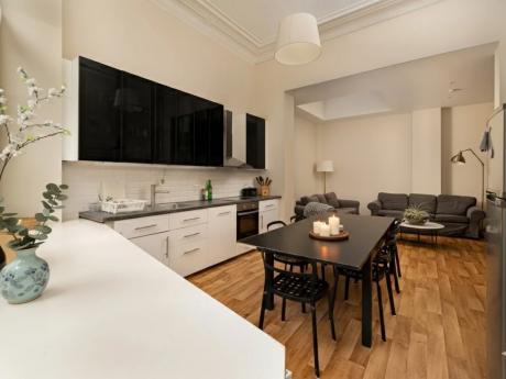 Student room 10 m² in Liege Cathédrale / Sauvenière / Saint-Denis