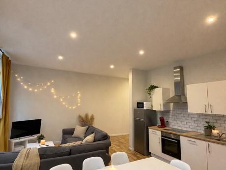 公寓 90 m² 在 Liege Saint-Léonard