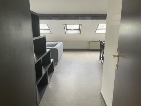合租房 38 m² 在 Liège Saint-Léonard
