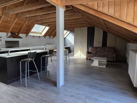 Studio 80 m² in Liege Outremeuse