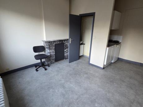 单人间 15 m² 在 Liege Botanique / rue Saint-Gilles / Jonfosse