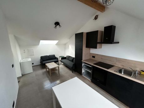 公寓 48 m² 在 Liège Botanique / rue Saint-Gilles / Jonfosse