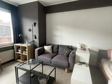 单人间 34 m² 在 Liège Botanique / rue Saint-Gilles / Jonfosse