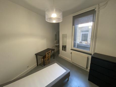 Kot 12 m² à Liège Botanique / rue Saint-Gilles / Jonfosse