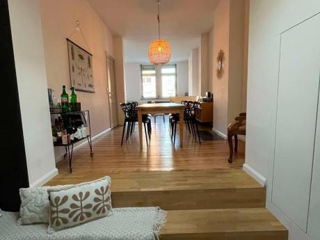 Co-locatie 195 m² in Luik Sainte-Walburge