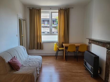 合租房 35 m² 在 Liege Outremeuse