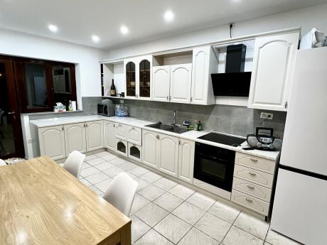 Co-locatie 143 m² in Luik Saint-Léonard