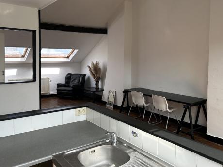Studio 50 m² à Liège Botanique / rue Saint-Gilles / Jonfosse