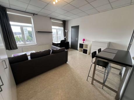 单人间 35 m² 在 Liège Cathédrale / Sauvenière / Saint-Denis