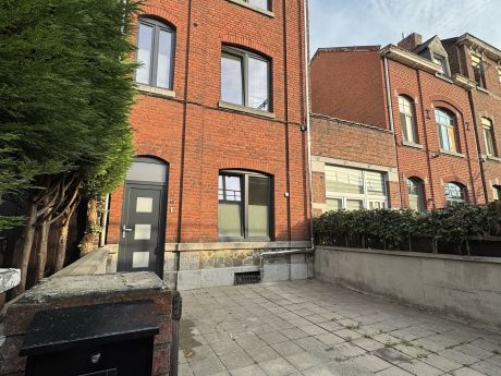 Co-locatie 120 m² in Luik Amercoeur / Bressoux