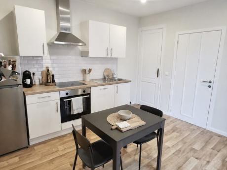 公寓 35 m² 在 Liege Botanique / rue Saint-Gilles / Jonfosse