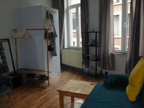 Kot 25 m² in Luik Botanique / rue Saint-Gilles / Jonfosse