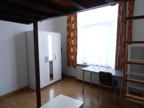 Studio 30 m² in Luik Botanique / rue Saint-Gilles / Jonfosse