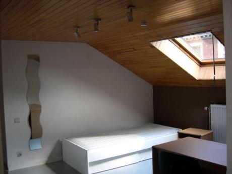 Kot 10 m² à Liège Botanique / rue Saint-Gilles / Jonfosse