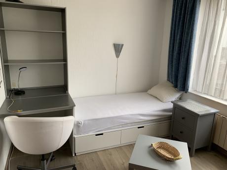 单人间 13 m² 在 Liege Botanique / rue Saint-Gilles / Jonfosse