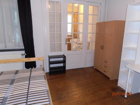 单人间 30 m² 在 Liege Botanique / rue Saint-Gilles / Jonfosse