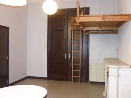 Studio 22 m² in Liege Botanique / rue Saint-Gilles / Jonfosse