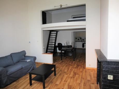 公寓 70 m² 在 Liege Outremeuse