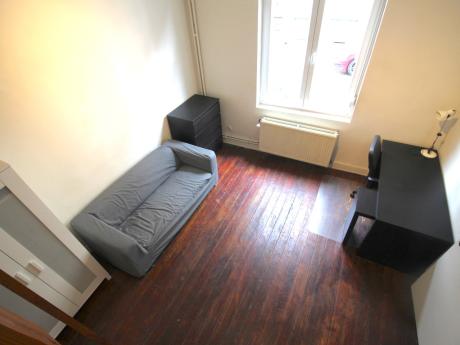单人间 30 m² 在 Liege Botanique / rue Saint-Gilles / Jonfosse