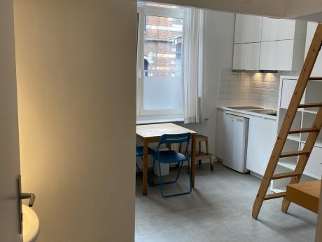 单人间 20 m² 在 Liège Laveu / Cointe
