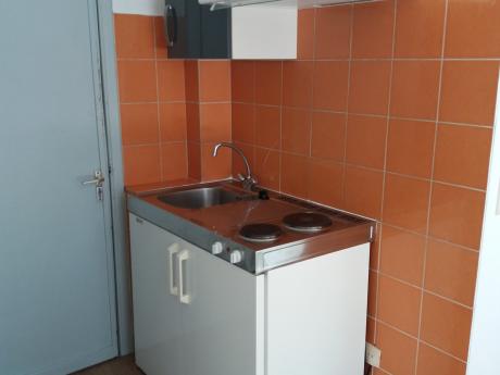 Kot 25 m² à Liège Cathédrale / Sauvenière / Saint-Denis